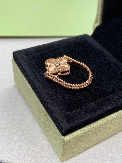 [Luna Brilliance]CLOVER RIVERSIBLE RING GOLD COLLECTION