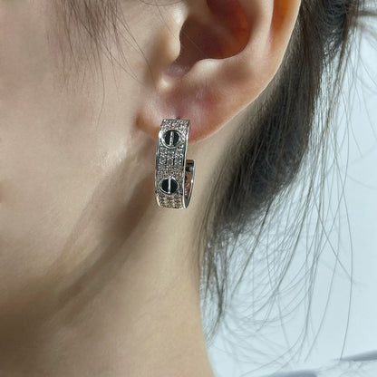 [Luna Brilliance]LOVE CERAMIC DIAMOND PAVED SILVER EARRINGS