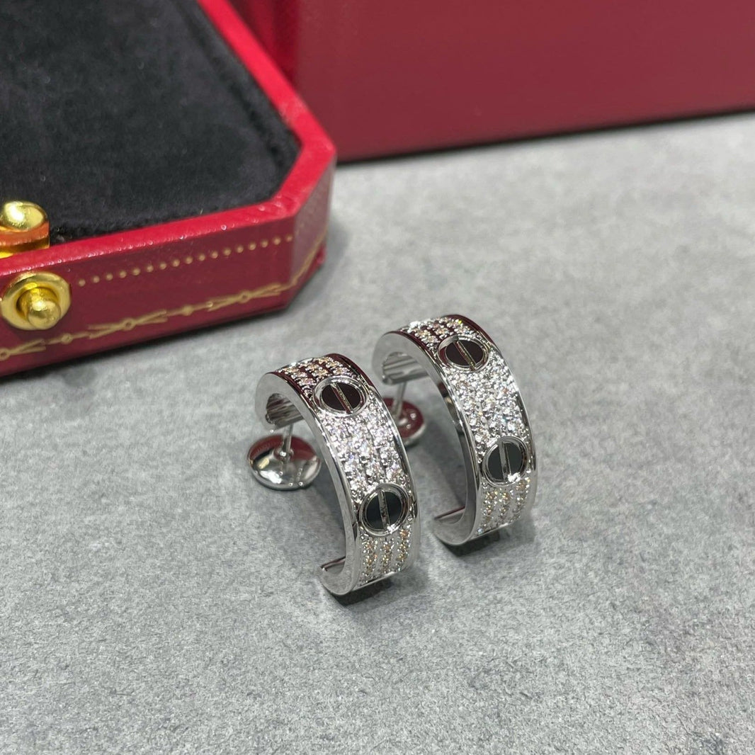 [Luna Brilliance]LOVE CERAMIC DIAMOND PAVED SILVER EARRINGS