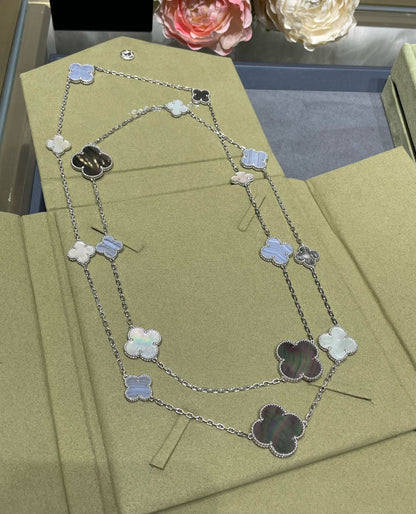 [Luna Brilliance]CLOVER 16 MOTIF CHALCEDONY MOP SILVER NECKLACE