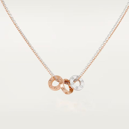 [Luna Brilliance]LOVE 6 DIAMOND PENDANT NECKLACE