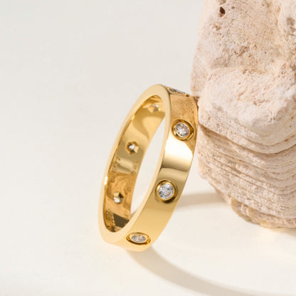 [Luna Brilliance]LOVE 4MM 8 DIAMOND RING