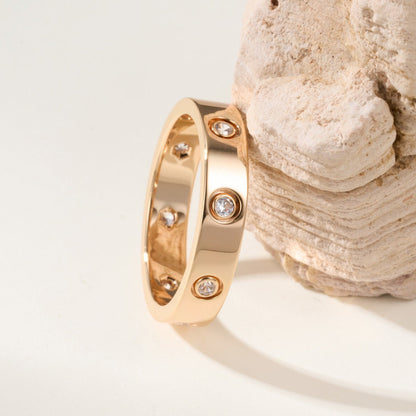 [Luna Brilliance]LOVE 4MM 8 DIAMOND RING