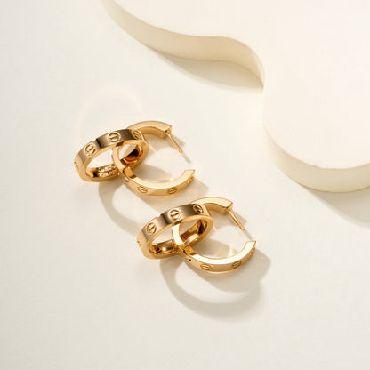 [Luna Brilliance]LOVE 3.3MM DANGLE HALF DIAMOND EARRINGS