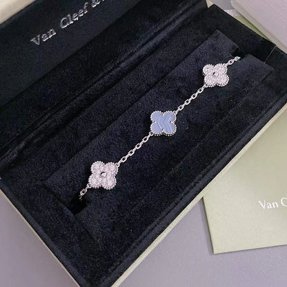 [Luna Brilliance]CLOVER 5 MOTIF PURPLE CHALCEDONY BRACELET COLLECTION