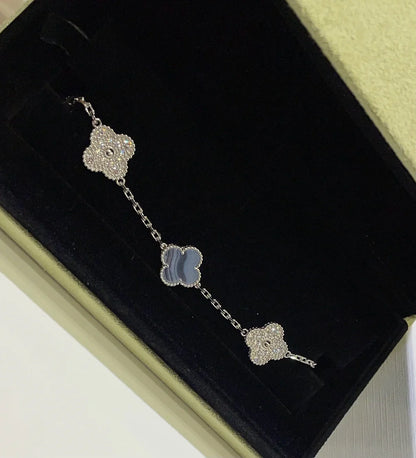 [Luna Brilliance]CLOVER 5 MOTIF PURPLE CHALCEDONY BRACELET COLLECTION