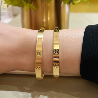[Luna Brilliance]LOVE BRACELET 6.1MM BRUSHED