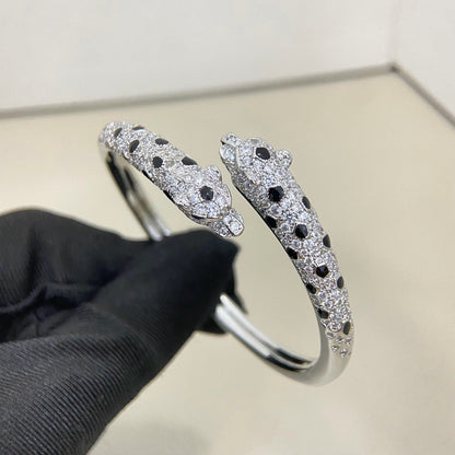 [Luna Brilliance]PANTHERE DOUBLE HEADED HALF DIAMOND OPEN BRACELET