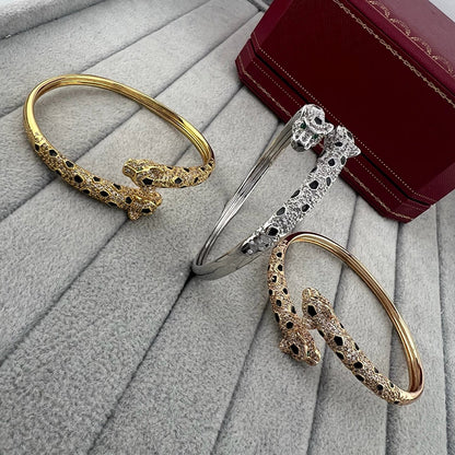 [Luna Brilliance]PANTHERE DOUBLE HEADED HALF DIAMOND OPEN BRACELET