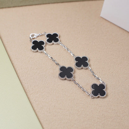 [Luna Brilliance] CLOVER 5 MOTIF ONYXS BRACELET COLLECTION
