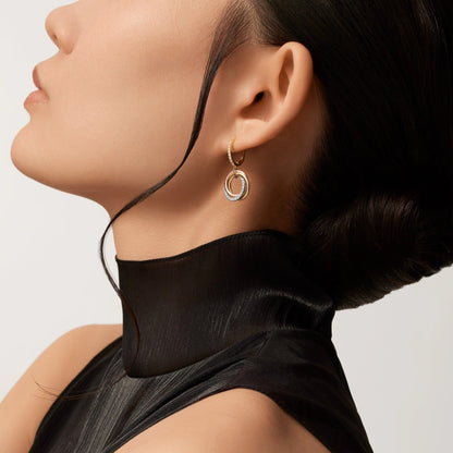 [Luna Brilliance]TRINITY HALF DIAMOND  EARRINGS