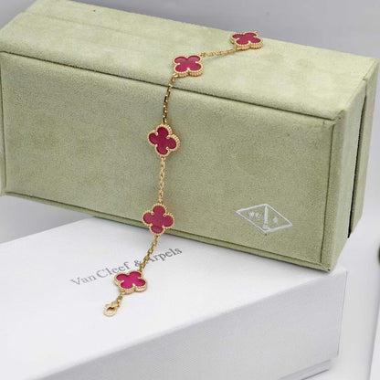 [Luna Brilliance]CLOVER 5 MOTIFS PINK ENAMEL BRACELET