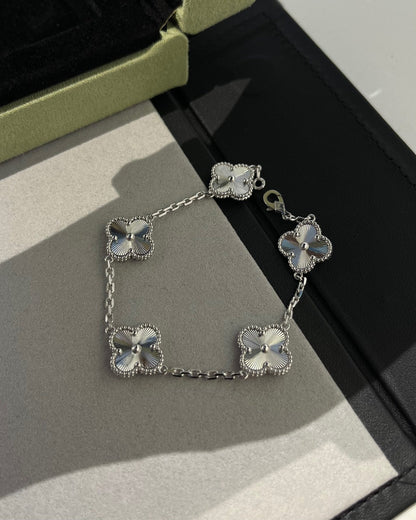[Luna Brilliance]CLOVER 5 MOTIF LASER BRACELET COLLECTION